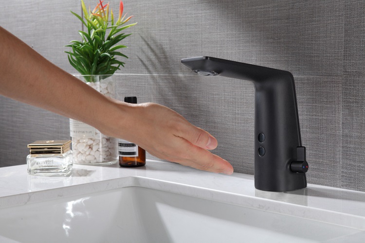 Touchless Sensor Faucets